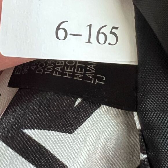 Tahari Suit Arthur Levine Skirt Size 6P Black White Stitched Trim Cuffed Sleeve - Picture 14 of 15